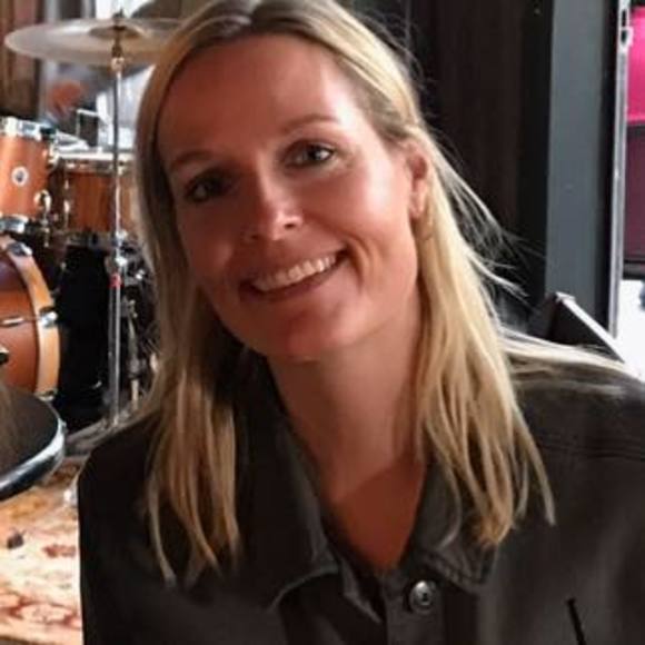 Meet your Posher, Beverly - Picture 1 of 1